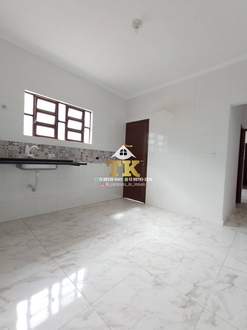 Casa à venda com 2 quartos, 70m² - Foto 17